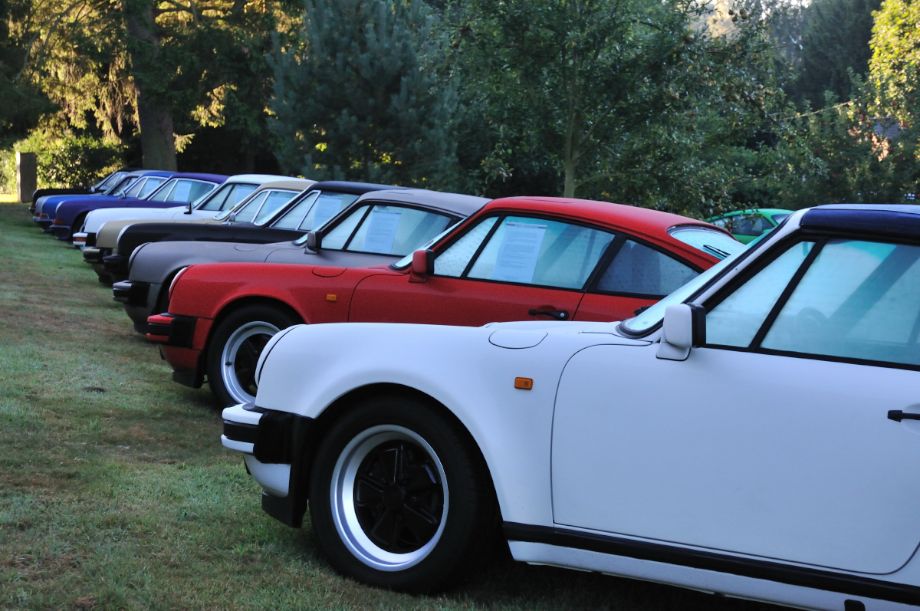 Paul Stephens display of 911's at Classics at the Castle 2013